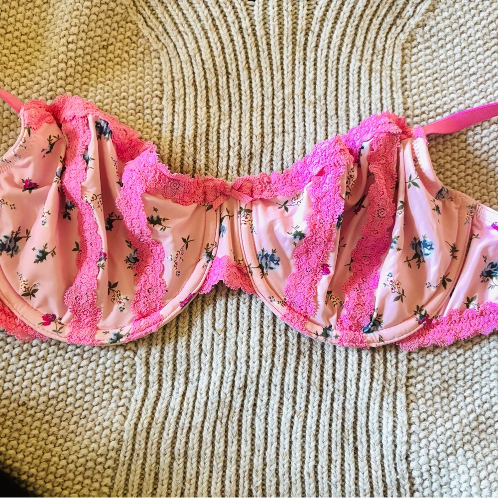 Aerie, new without tags, 34C